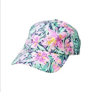 NWOT Lilly Pulitzer Run Around Hat